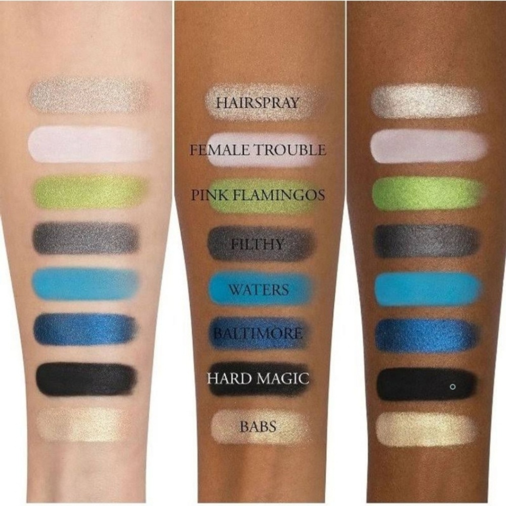 Kat Von D Limited Edition Devine Eyeshadow - Picture 4 of 7